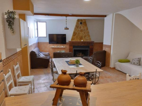 La Casa de la Buhardilla, Fondon